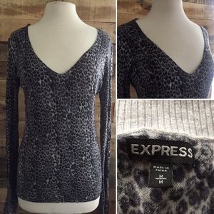 Express V Neck Long Sleeve Women’s Shirt Size M